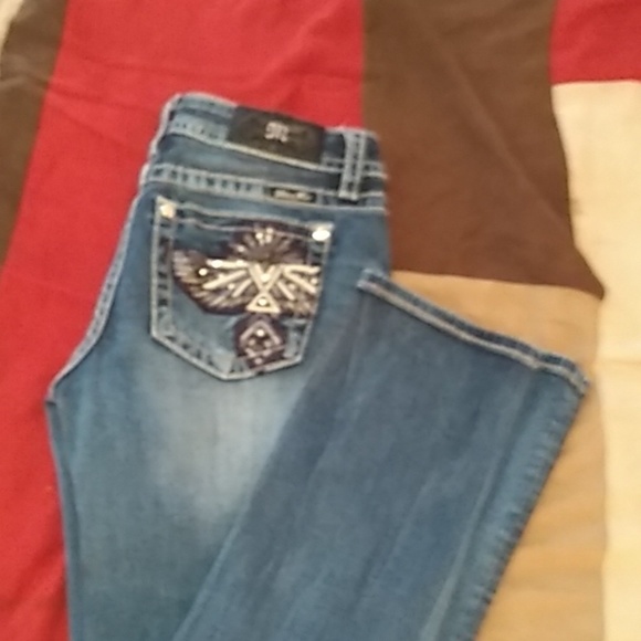 Jean - Picture 2 of 2